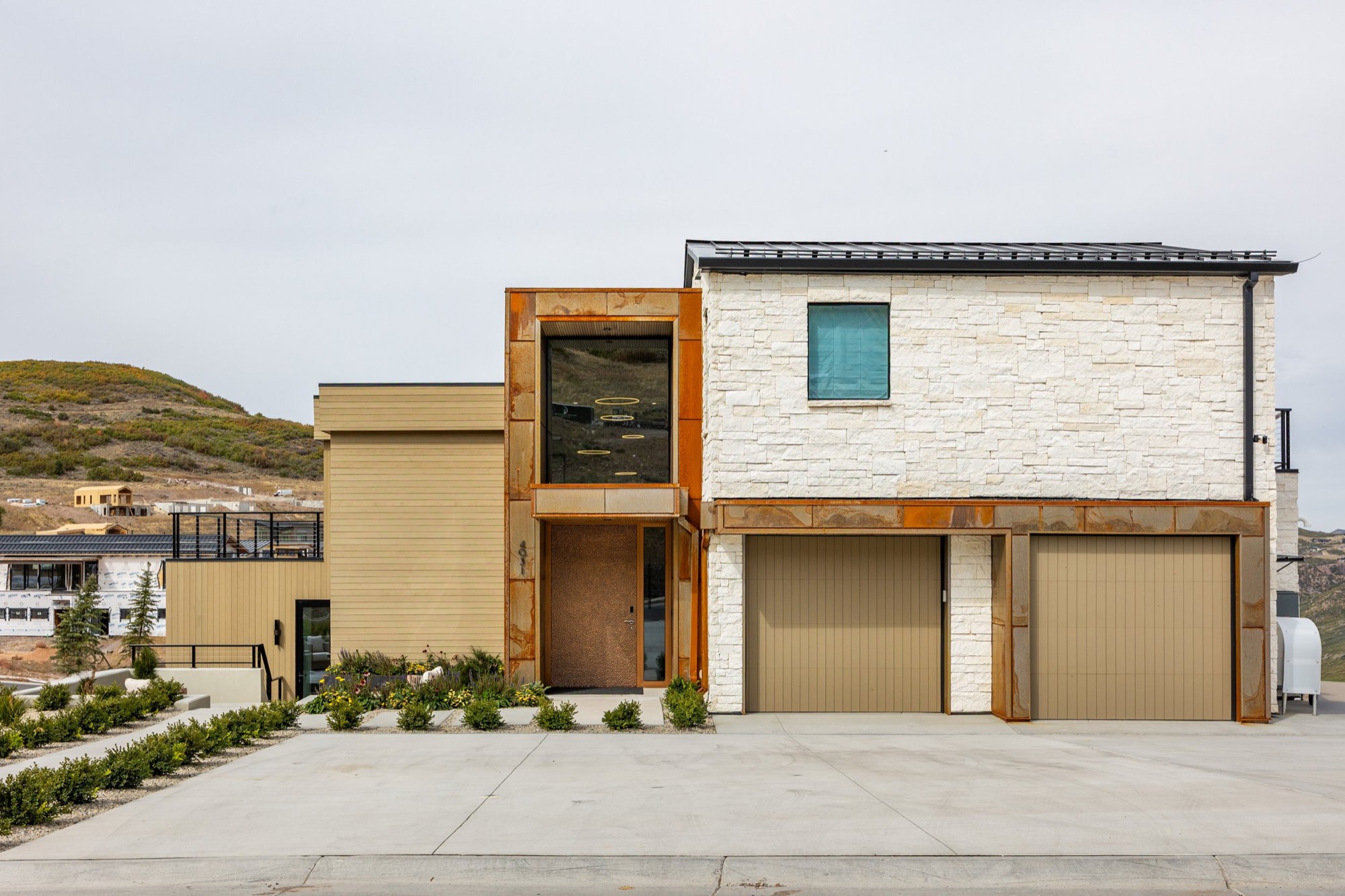 Islay Way — Fabio Rigo de Righi design built by Roderick Builders, Benloch Ranch