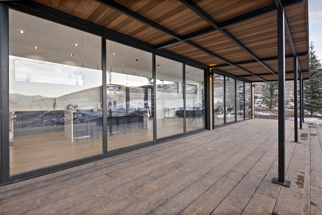 Indoor-Outdoor Living at 7,000 Feet: Designing Homes That Dissolve the Boundary